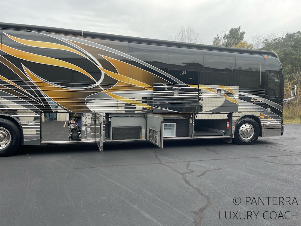 2006 Prevost Legendary XLII For Sale