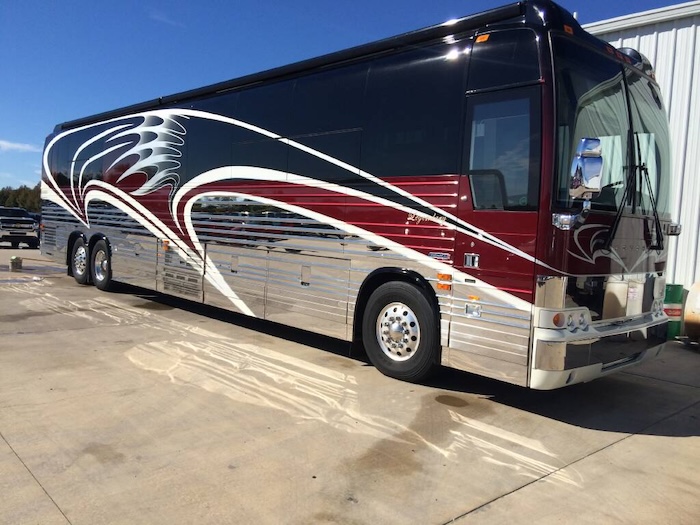 2006 Prevost Legendary XLII For Sale