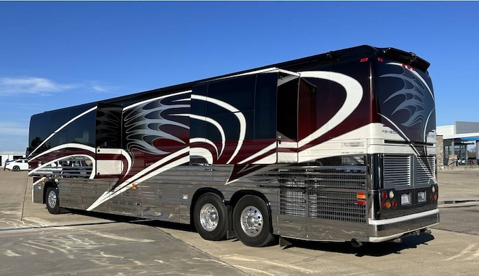 2006 Prevost Legendary XLII For Sale