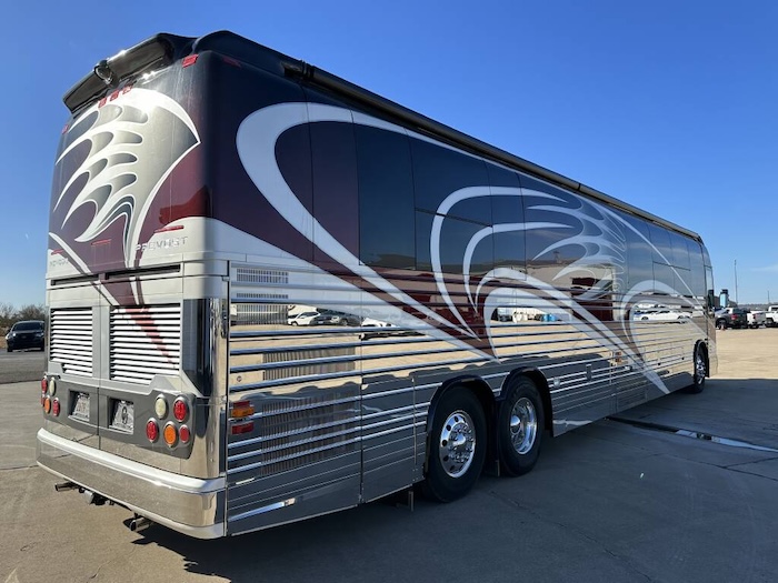 2006 Prevost Legendary XLII For Sale