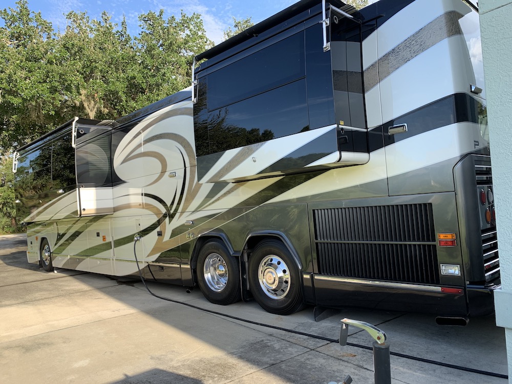 2006 Prevost Liberty H3-45 For Sale