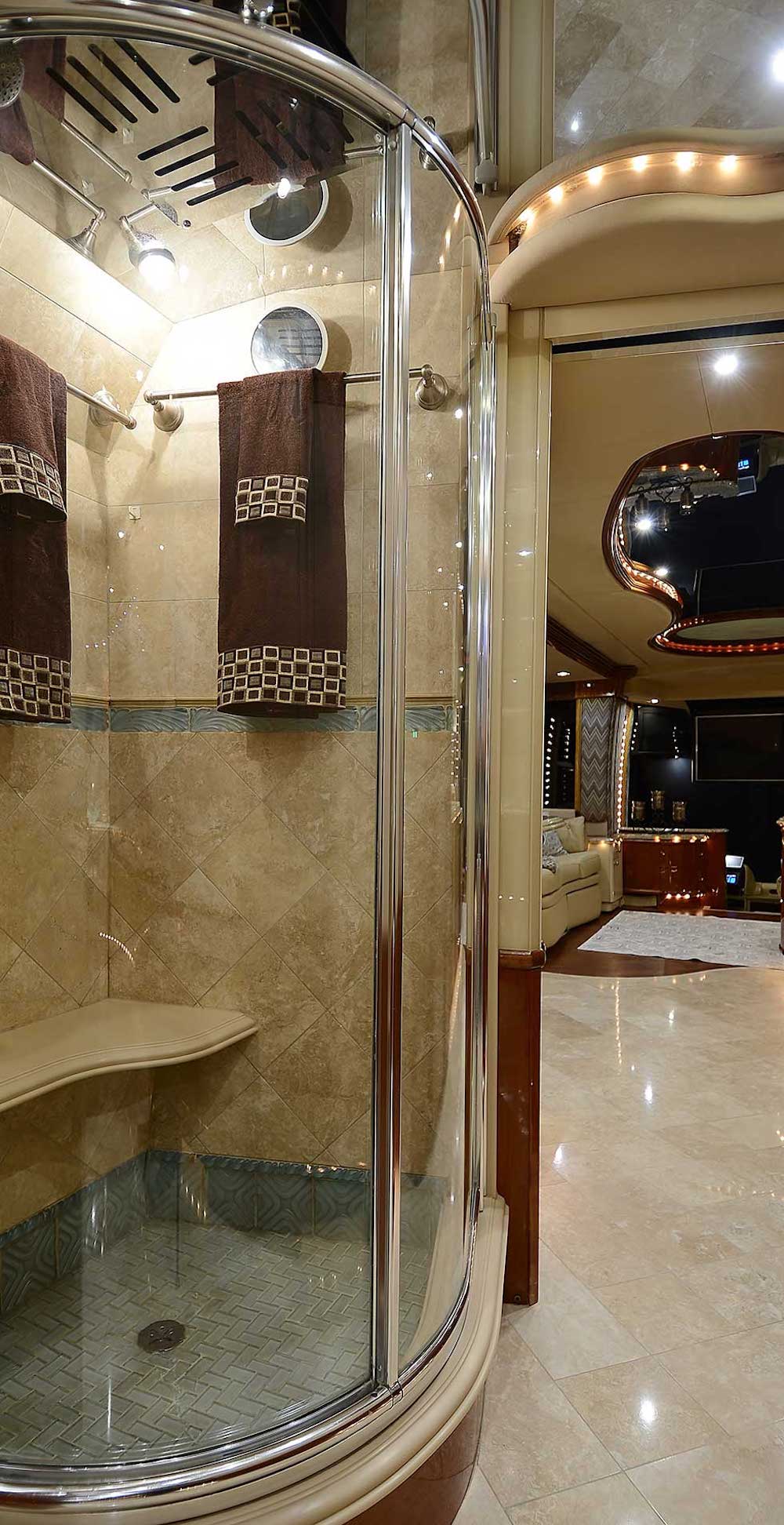 2006 Prevost Liberty H3-45 For Sale