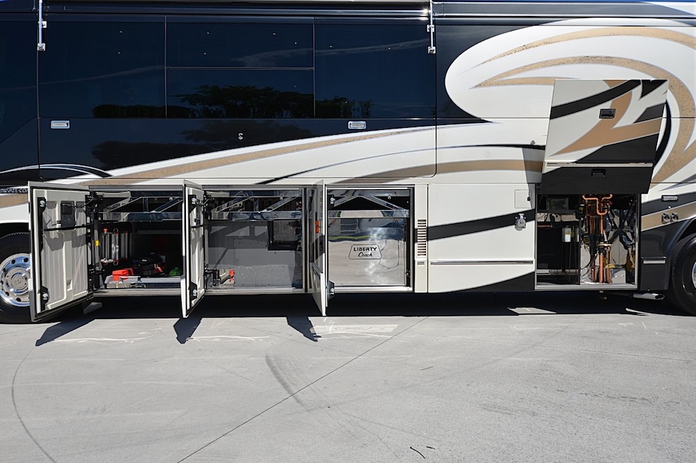 2006 Prevost Liberty H3-45 For Sale