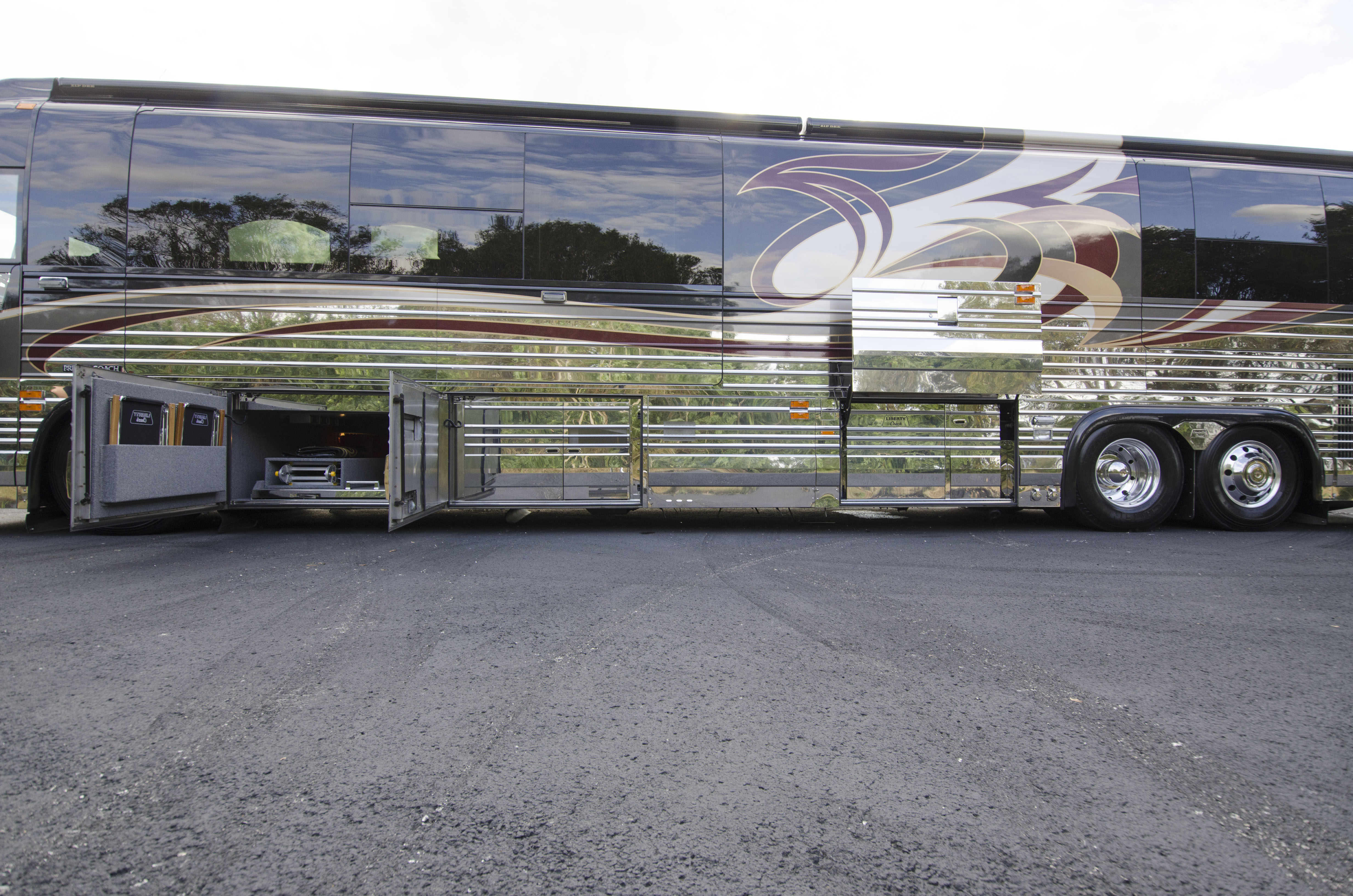 2006 Prevost Liberty XLII For Sale