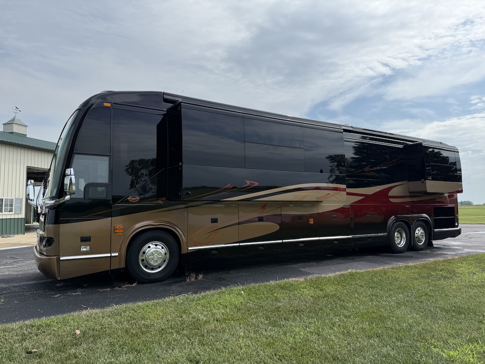 2006 Prevost Marathon H3-45 For Sale