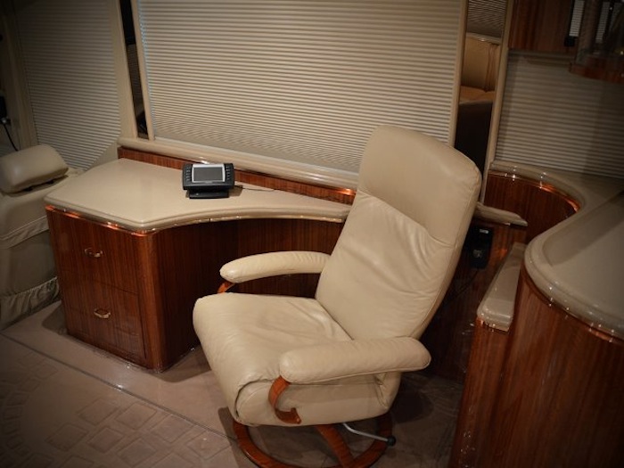 2006 Prevost Marathon H3-45 For Sale