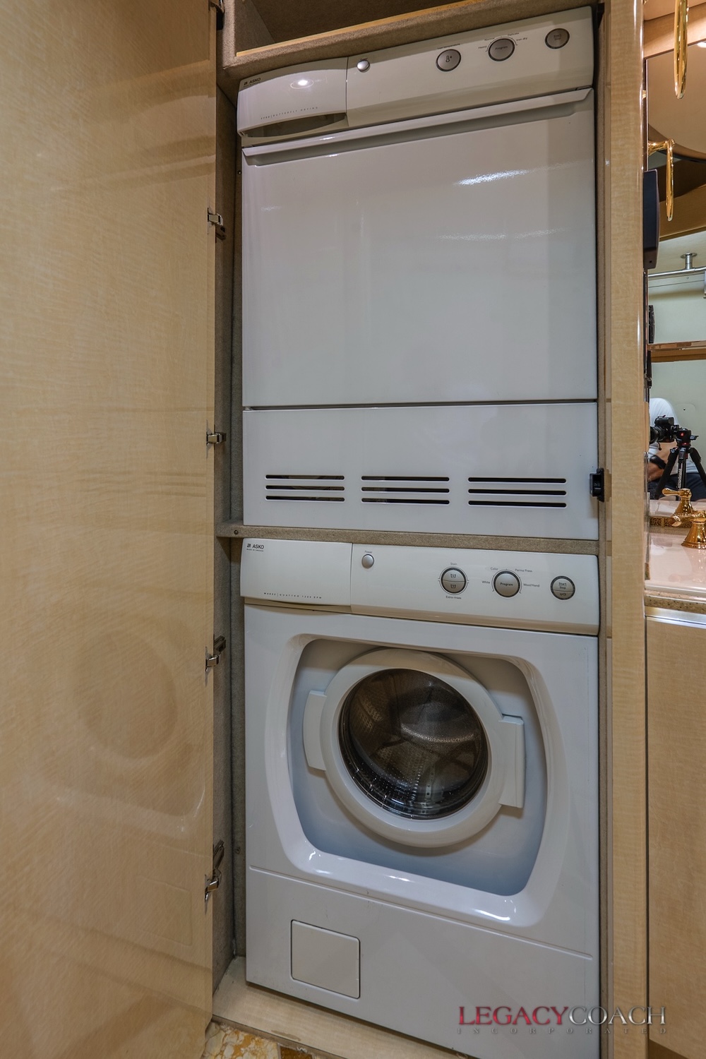 2006 Prevost Marathon H3-45 For Sale