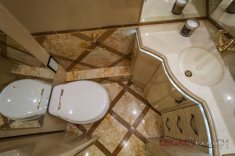 2006 Prevost Marathon H3-45 For Sale