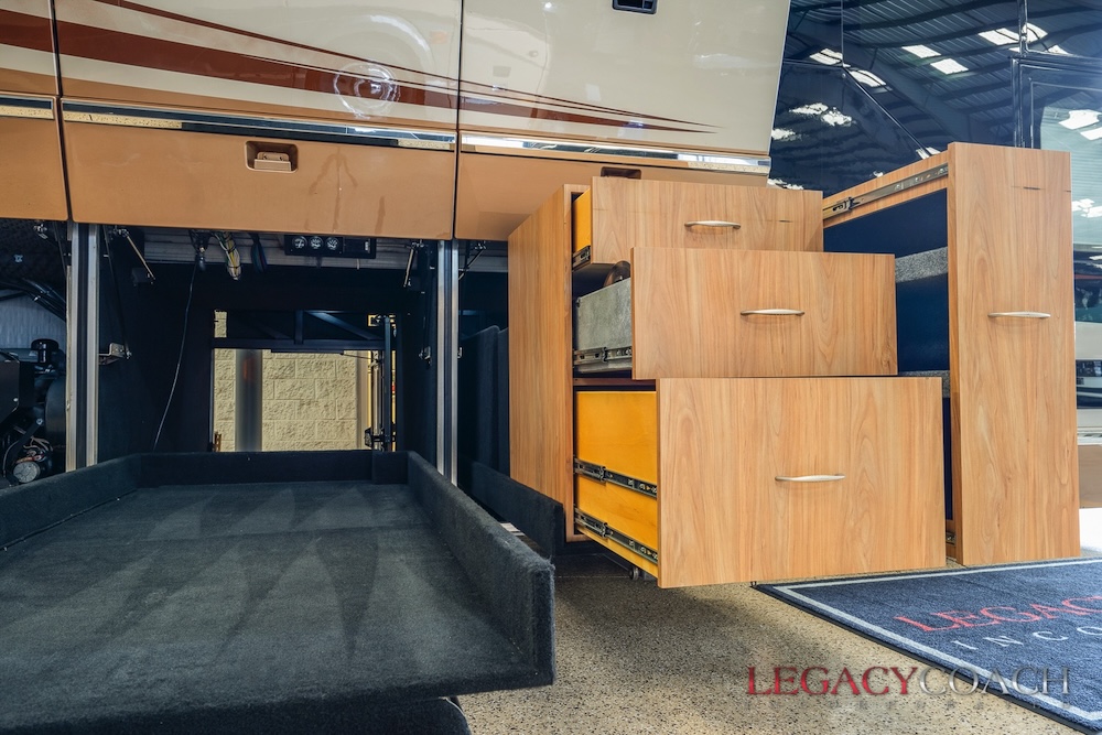 2006 Prevost Marathon H3-45 For Sale