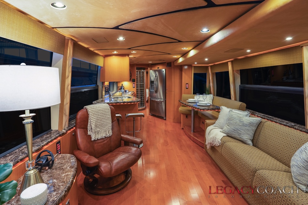 2006 Prevost Marathon H3-45 For Sale