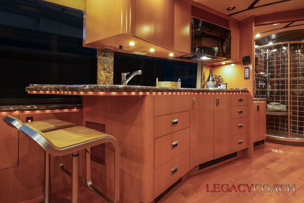 2006 Prevost Marathon H3-45 For Sale