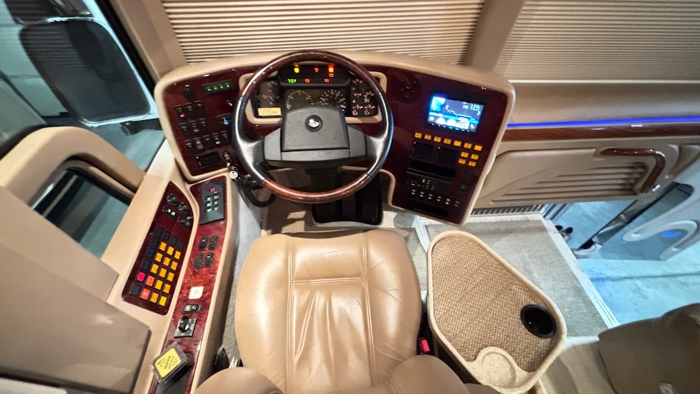 2006 Prevost Marathon XLII For Sale