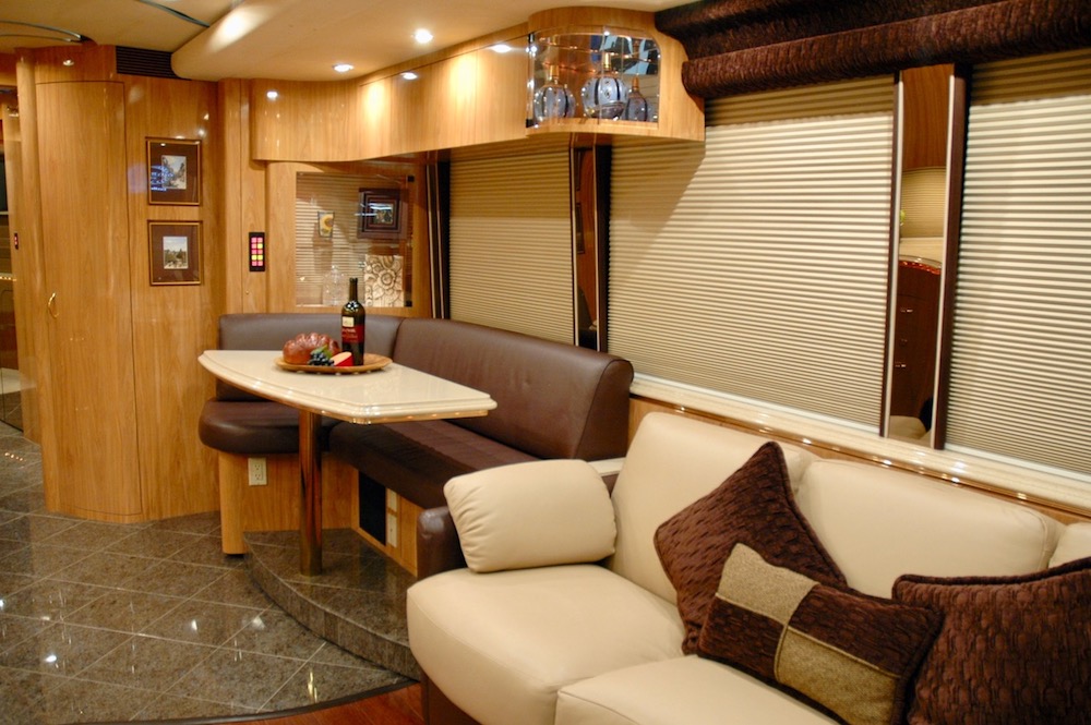 2006 Prevost Marathon XLII For Sale