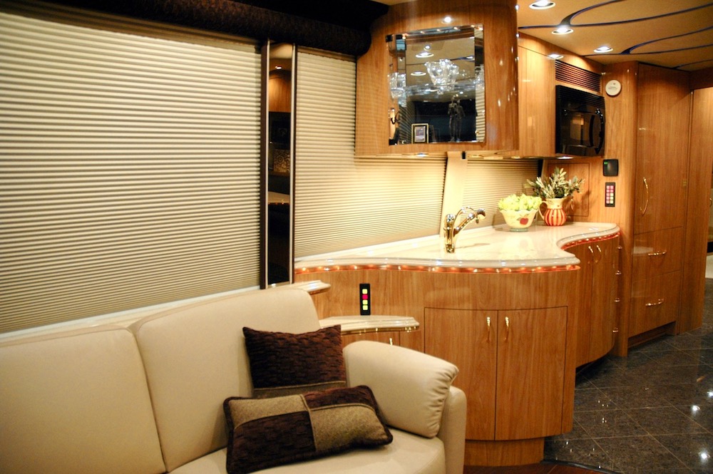 2006 Prevost Marathon XLII For Sale