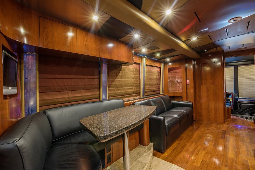 2006 Prevost Marathon XLII For Sale