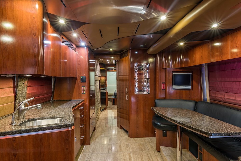 2006 Prevost Marathon XLII For Sale