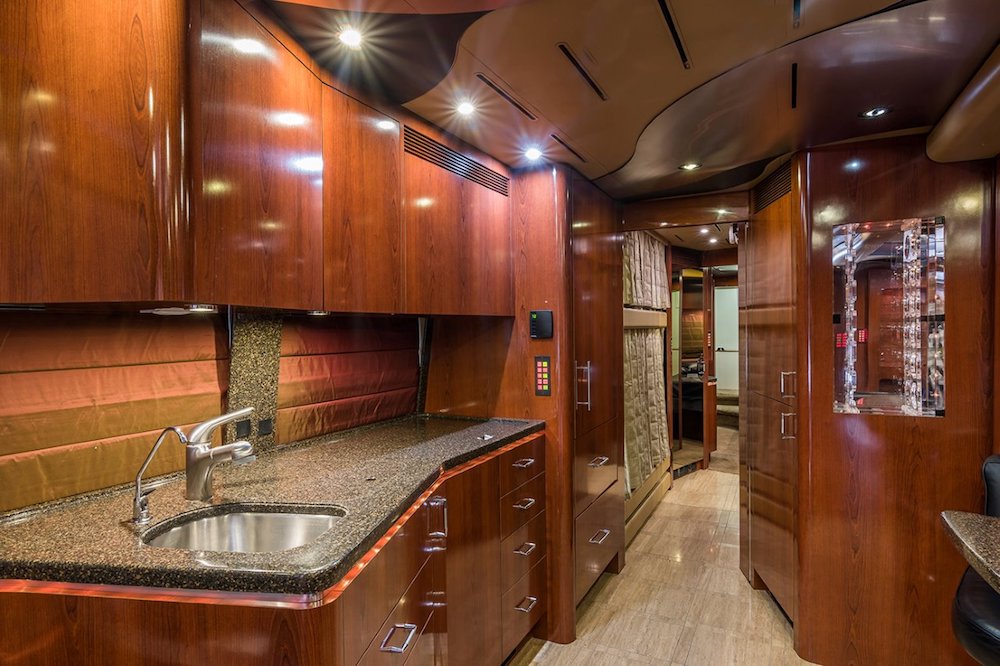 2006 Prevost Marathon XLII For Sale