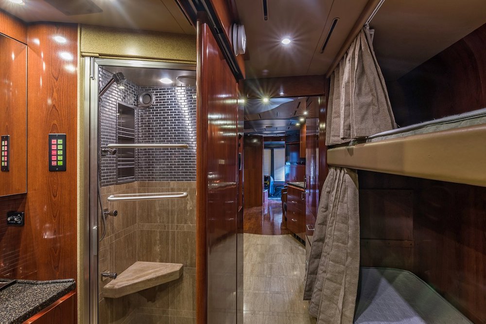 2006 Prevost Marathon XLII For Sale