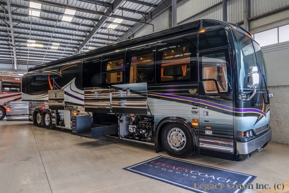 2006 Prevost Marathon XLII For Sale