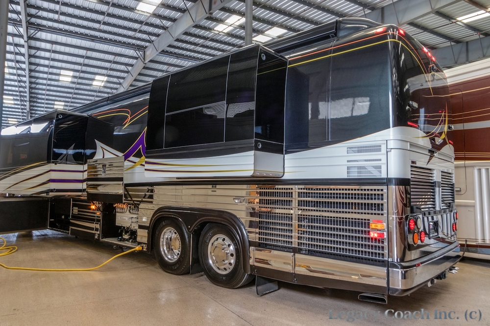 2006 Prevost Marathon XLII For Sale