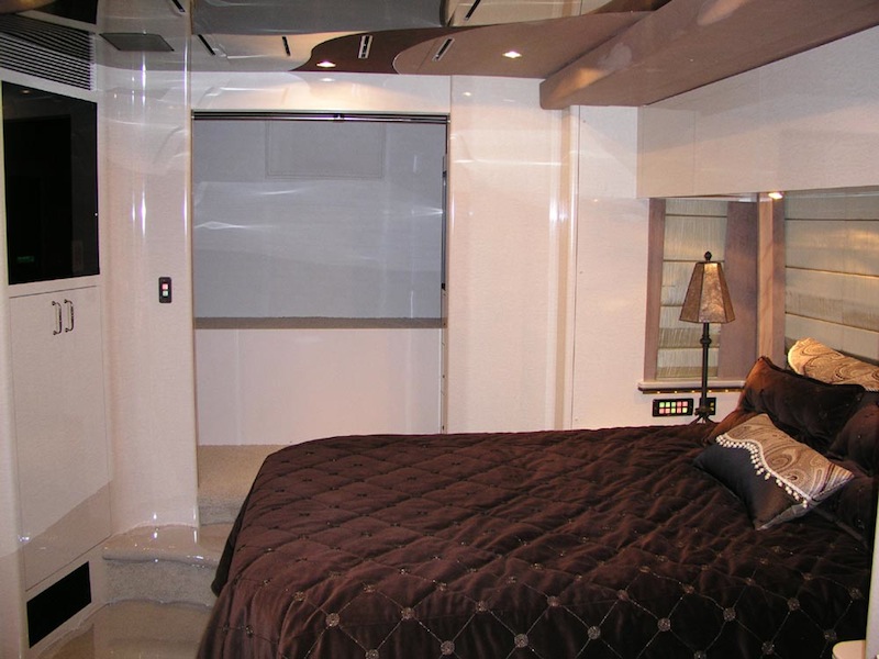 2006 Prevost Marathon XLII For Sale