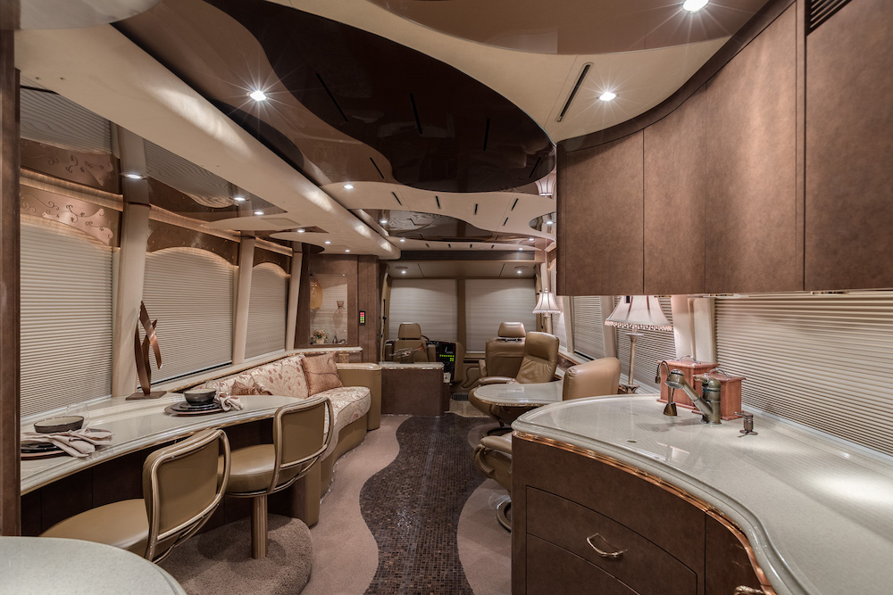 2006 Prevost Marathon XLII For Sale