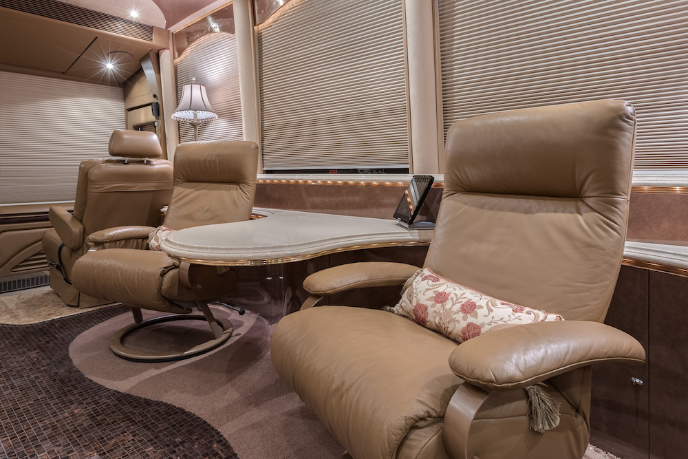 2006 Prevost Marathon XLII For Sale