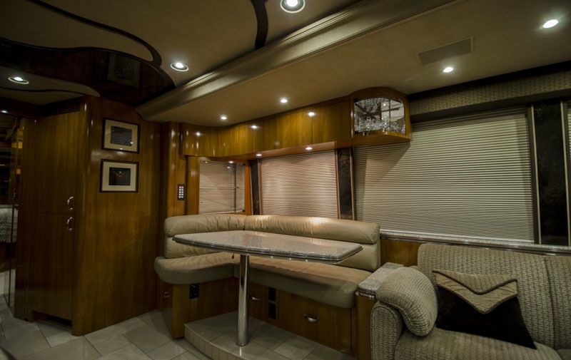 2006 Prevost Marathon XLII For Sale