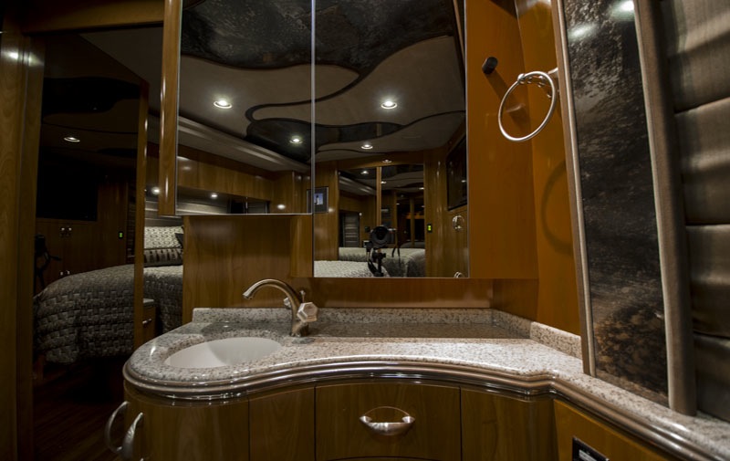 2006 Prevost Marathon XLII For Sale