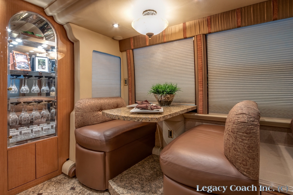 2006 Prevost Millennium H3-45 For Sale