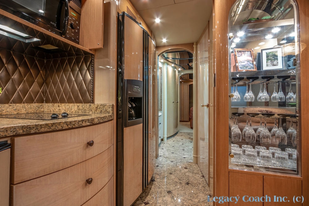 2006 Prevost Millennium H3-45 For Sale