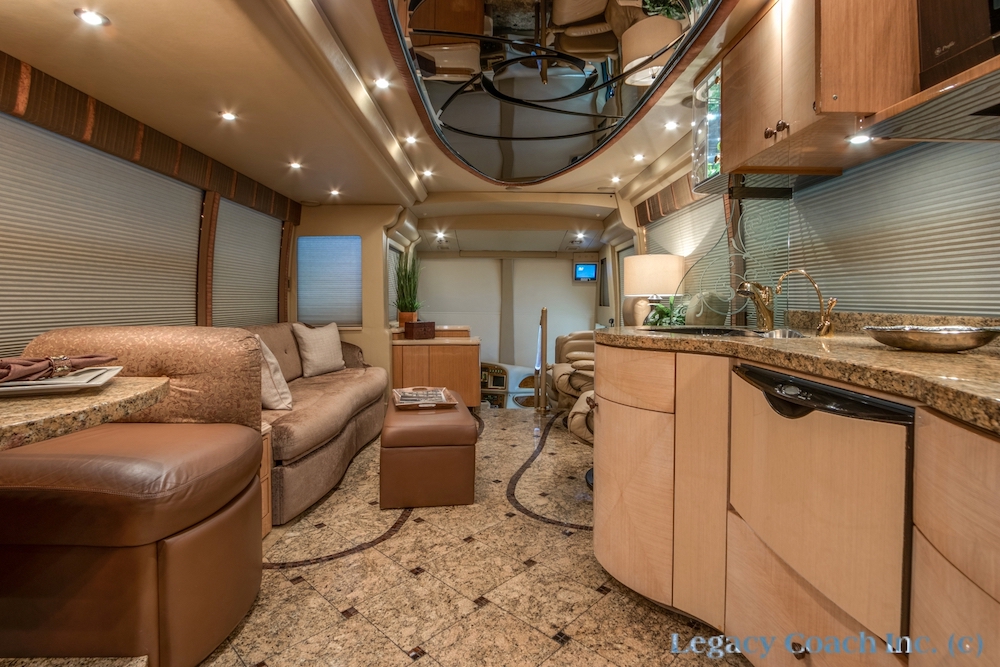 2006 Prevost Millennium H3-45 For Sale