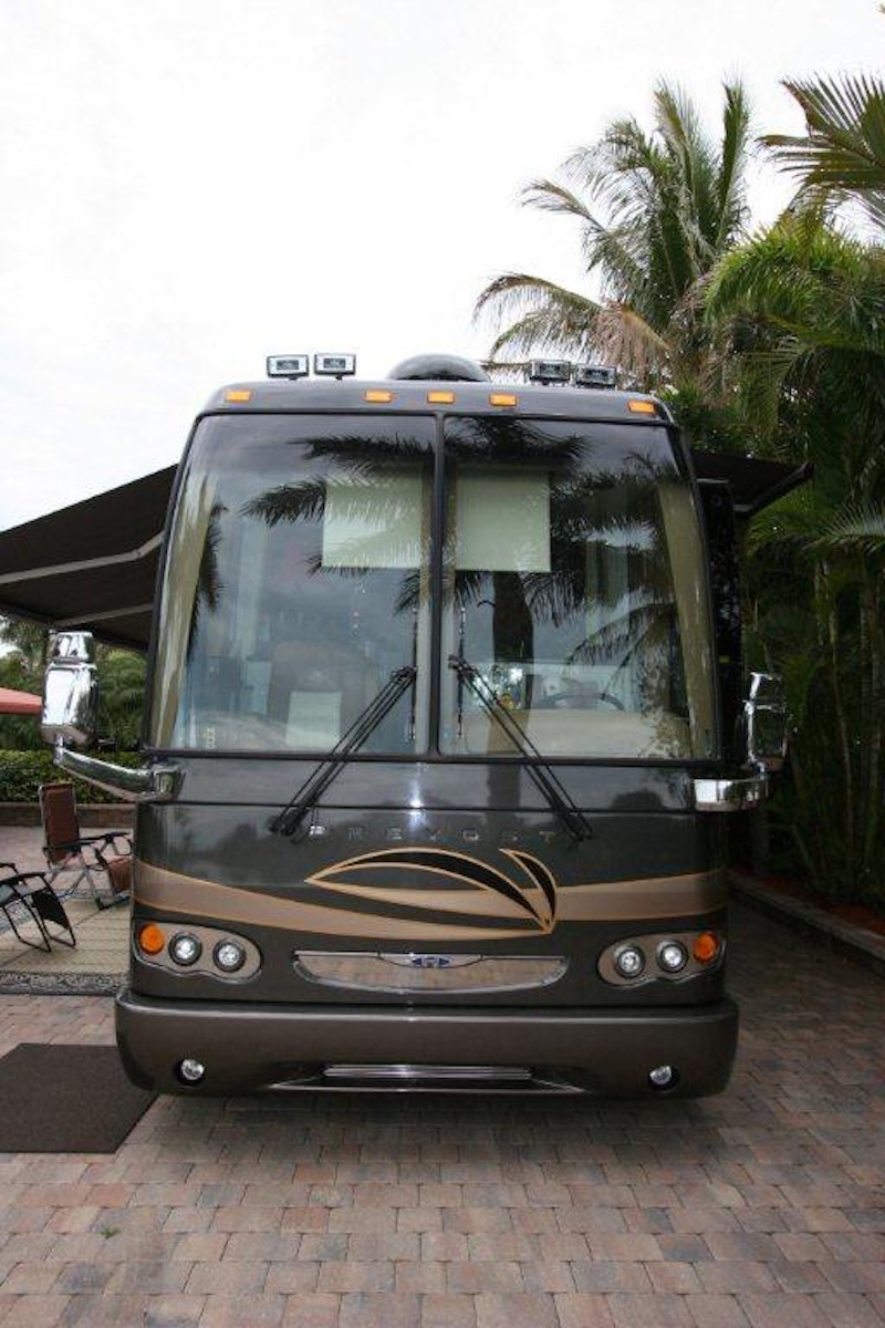 2006 Prevost Parliament H3-45 For Sale