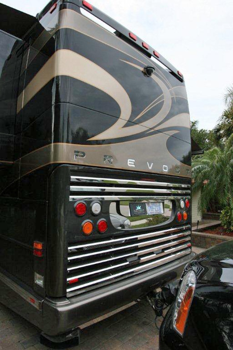 2006 Prevost Parliament H3-45 For Sale