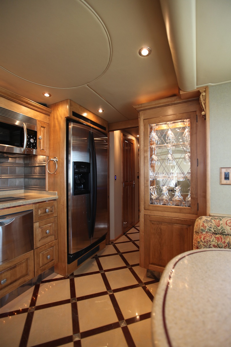 2006 Prevost Royale XLII For Sale