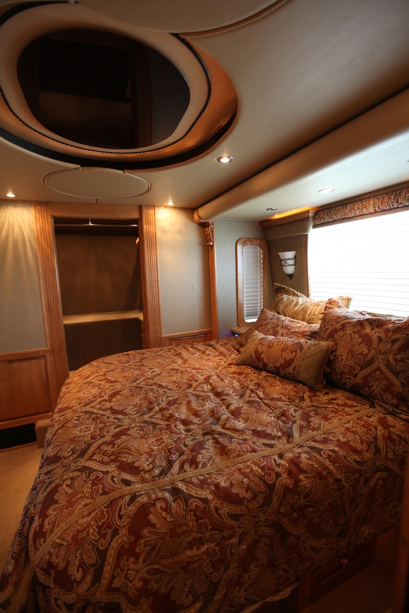 2006 Prevost Royale XLII For Sale