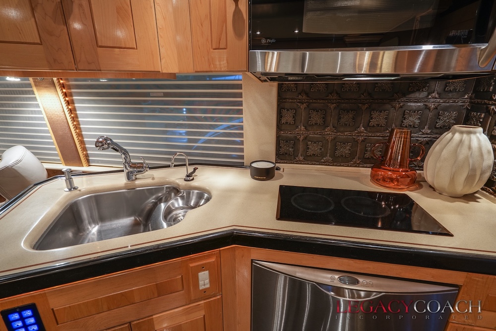 2006 Prevost Royale XLII For Sale