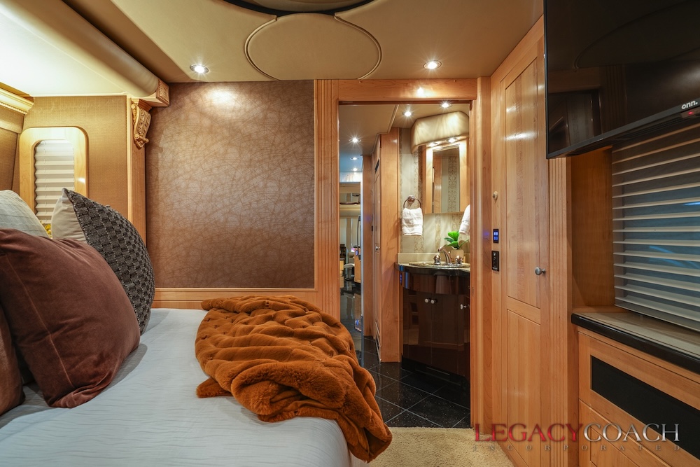 2006 Prevost Royale XLII For Sale