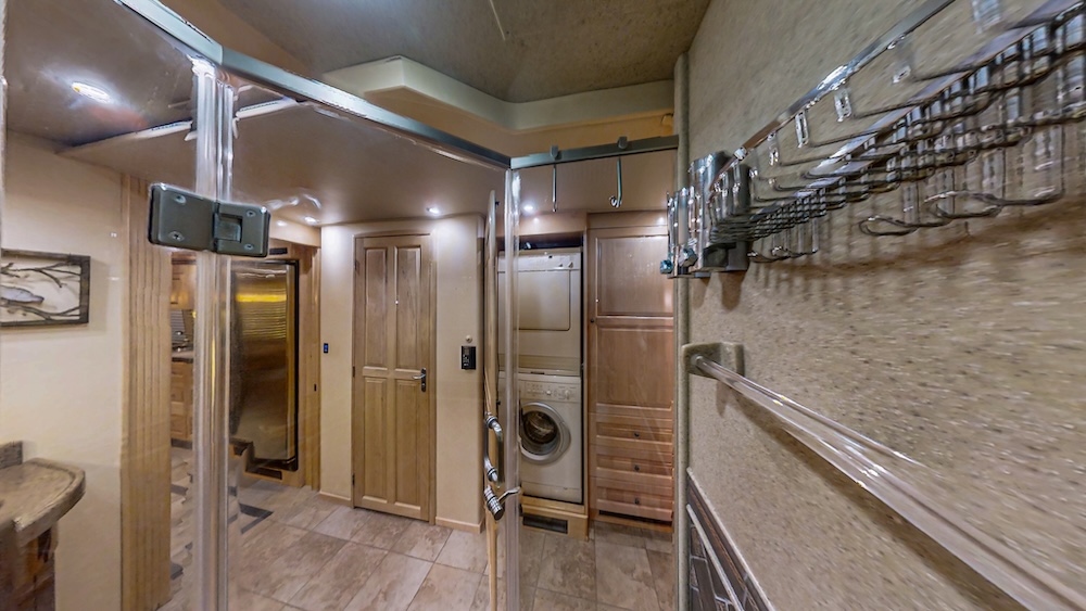 2006 Prevost Royale XLII For Sale