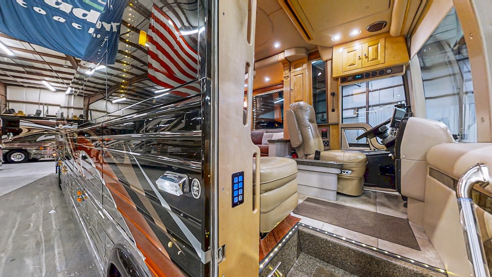 2006 Prevost Royale XLII For Sale