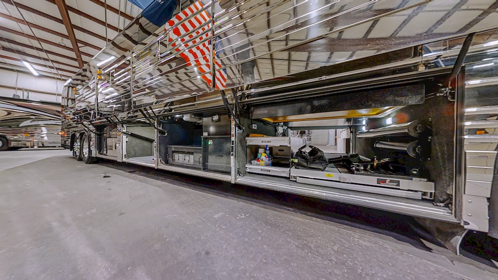 2006 Prevost Royale XLII For Sale