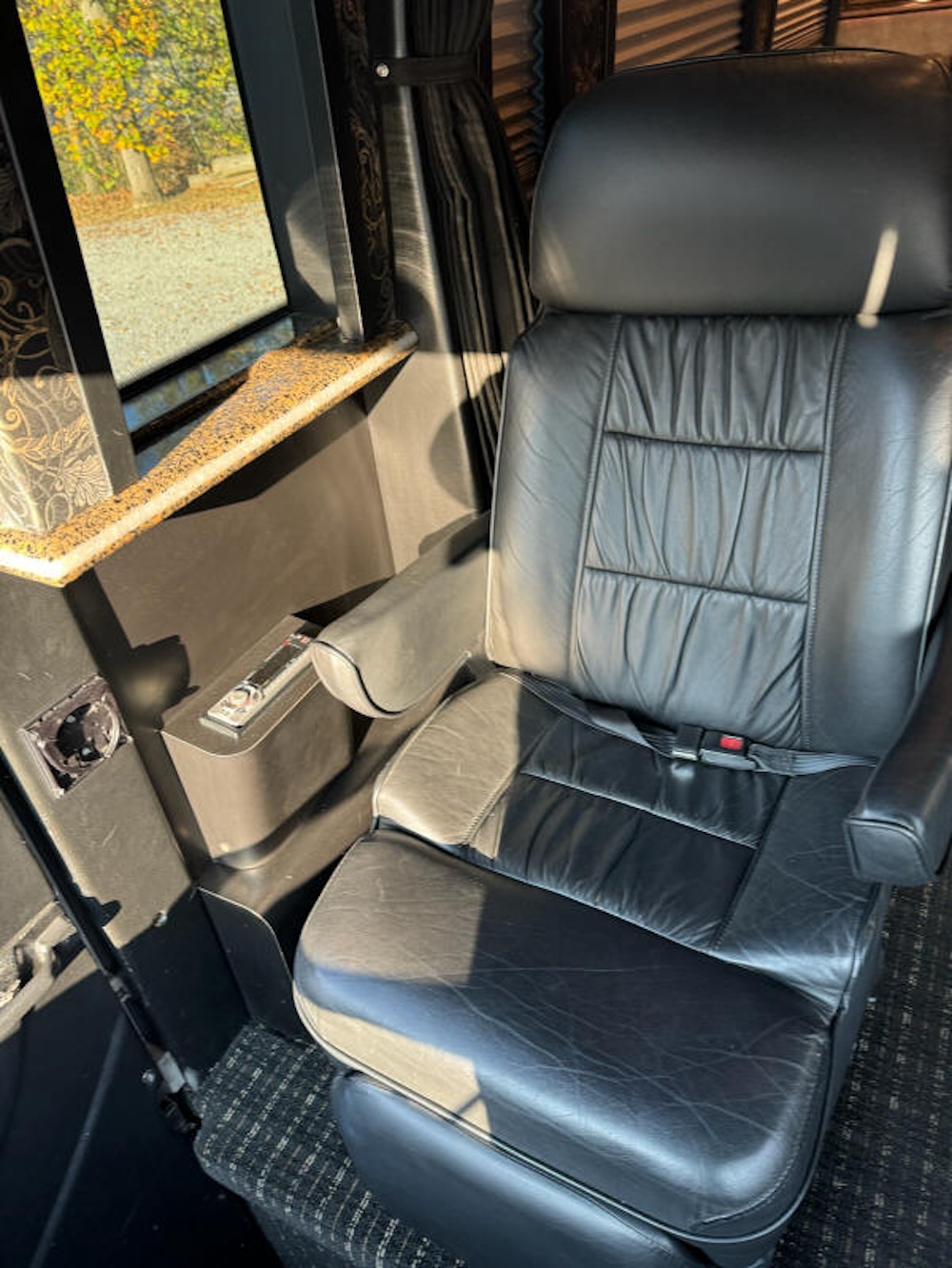 2006 Prevost XLII For Sale