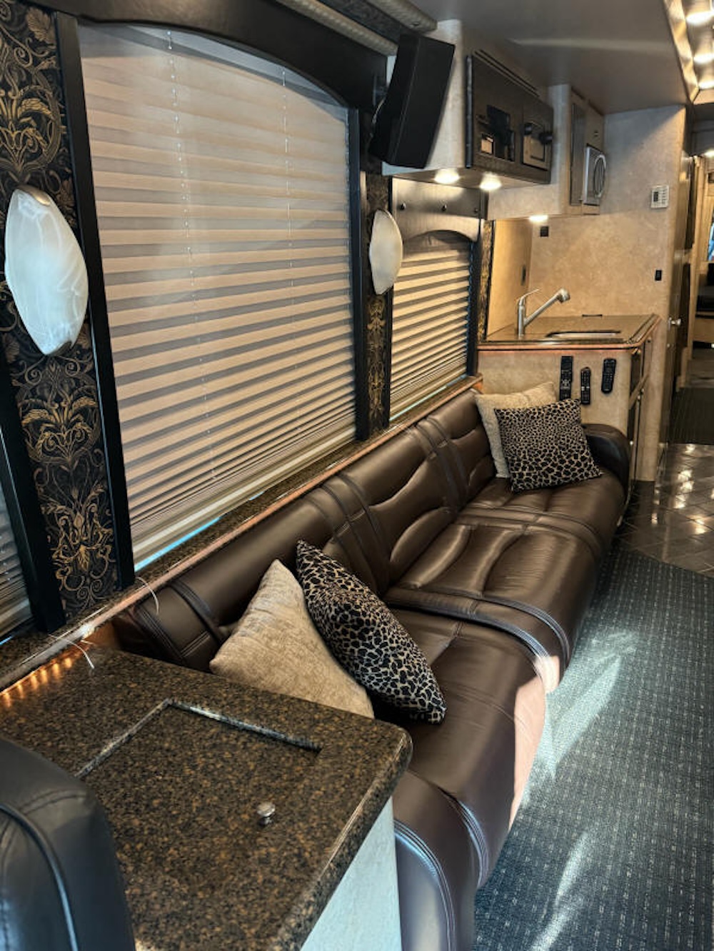 2006 Prevost XLII For Sale