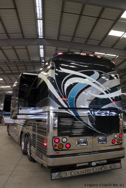 2007 Prevost Country Coach XLII