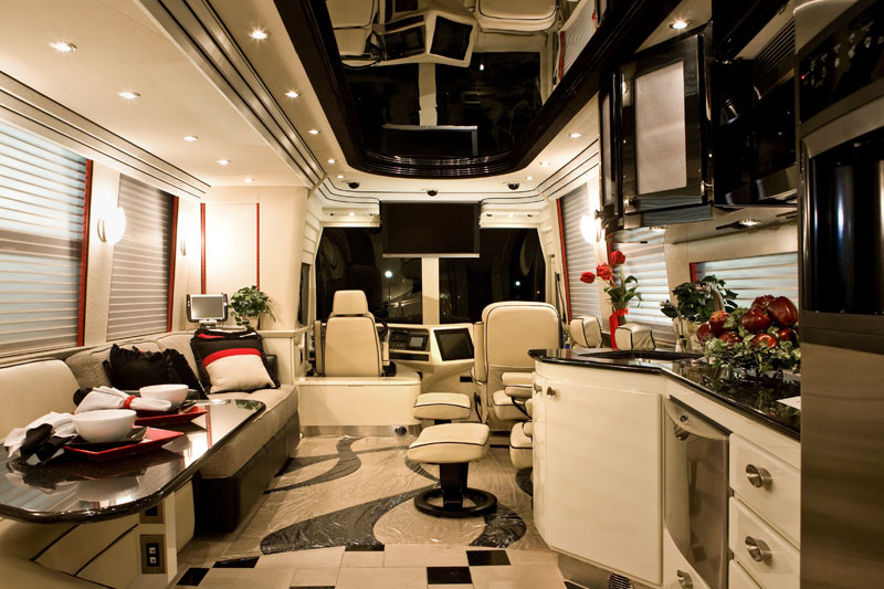 2007 Prevost Country Coach XLII