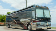 2007 Prevost Featherlite XLII