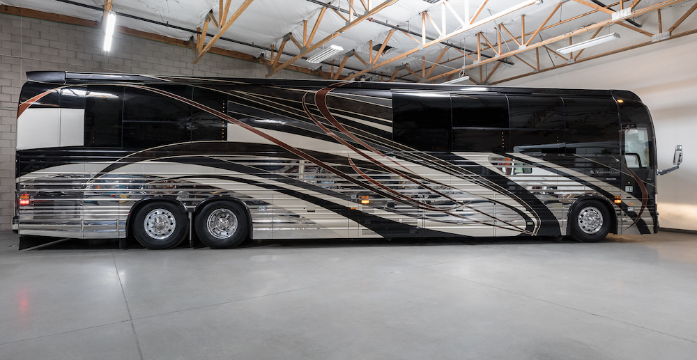 2007 Prevost Country Coach XLII For Sale