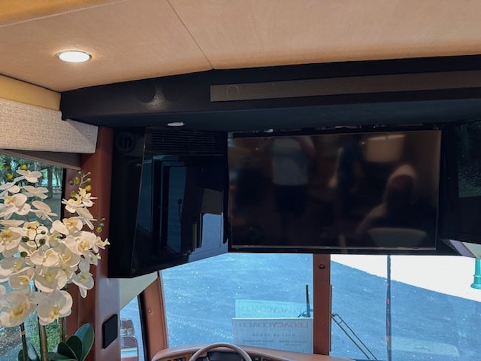 2007 Prevost Featherlite H3-45 For Sale