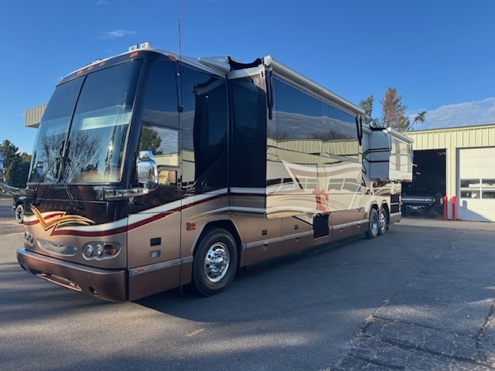 2007 Prevost Featherlite H3-45 For Sale