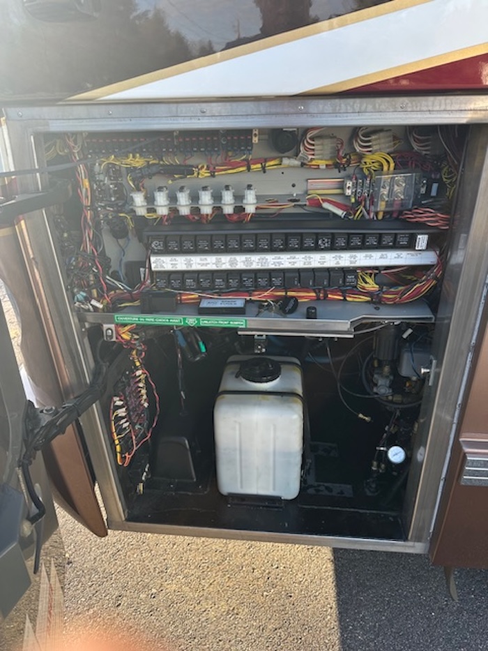 2007 Prevost Featherlite H3-45 For Sale